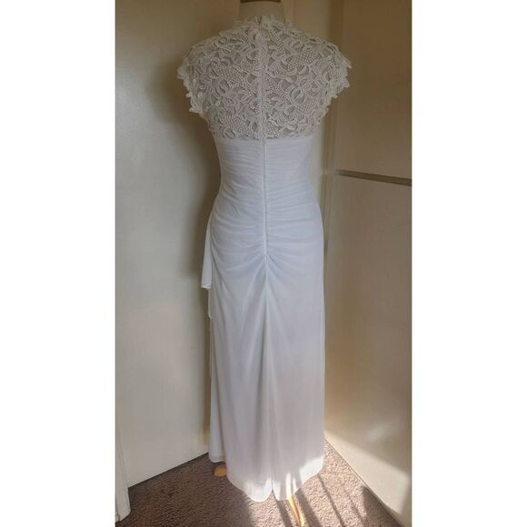 Xscape White Jersey,  Chiffon and Lace Empire Waist Gown with side Draped Oversk - Picture 7 of 11